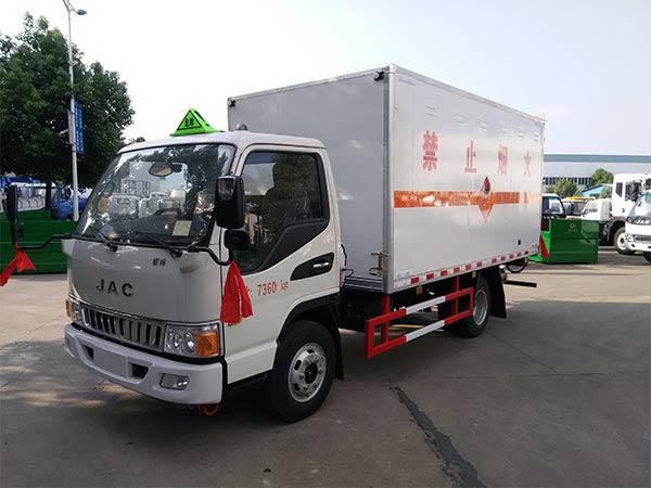 危险品运输车