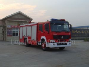 斯太尔水罐消防车