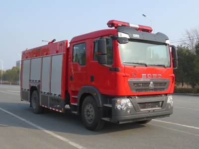 重汽6吨水罐消防车(T5G)